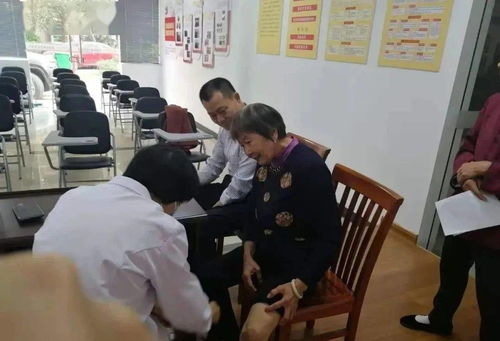 公益體檢進社區，健康服務暖人心——我縣開展新時代文明實踐活動側記